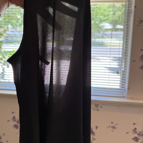 Spanx Black Perfect Length Tank in Size Large - Picture 5 of 9
